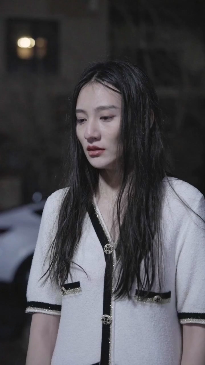 腹黑总裁的惹火娇妻海报