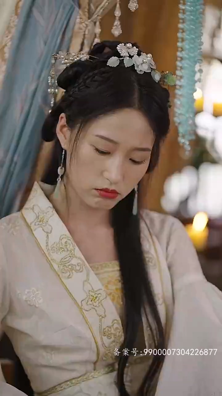 娇娇王妃驾到，撩拨王爷脸红心跳海报