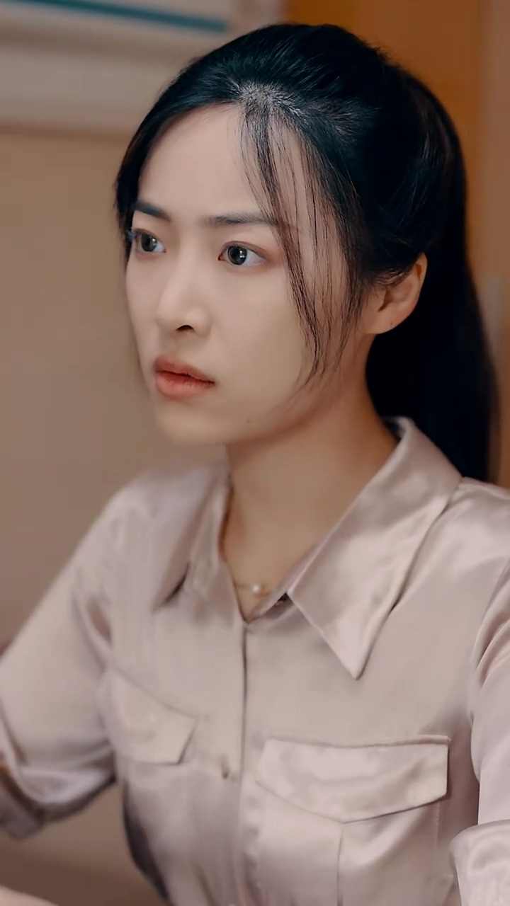 离婚后，沈总他后悔了海报