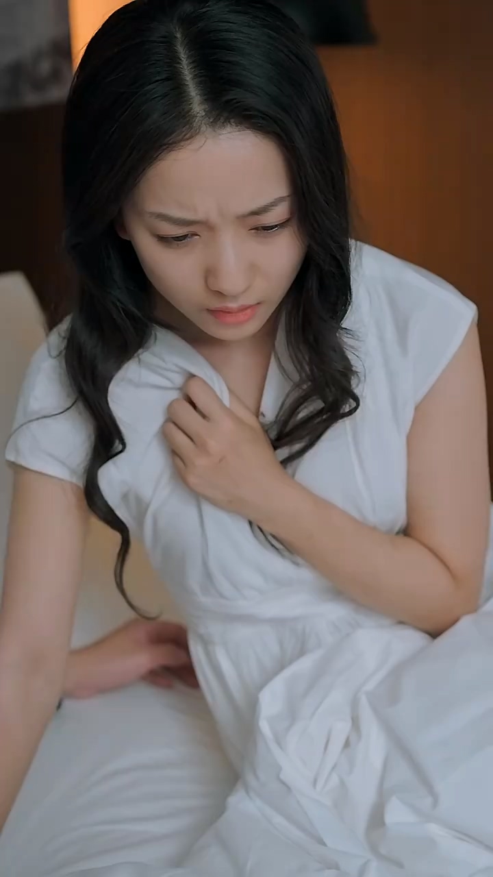 厉总夫人是隐藏大佬海报