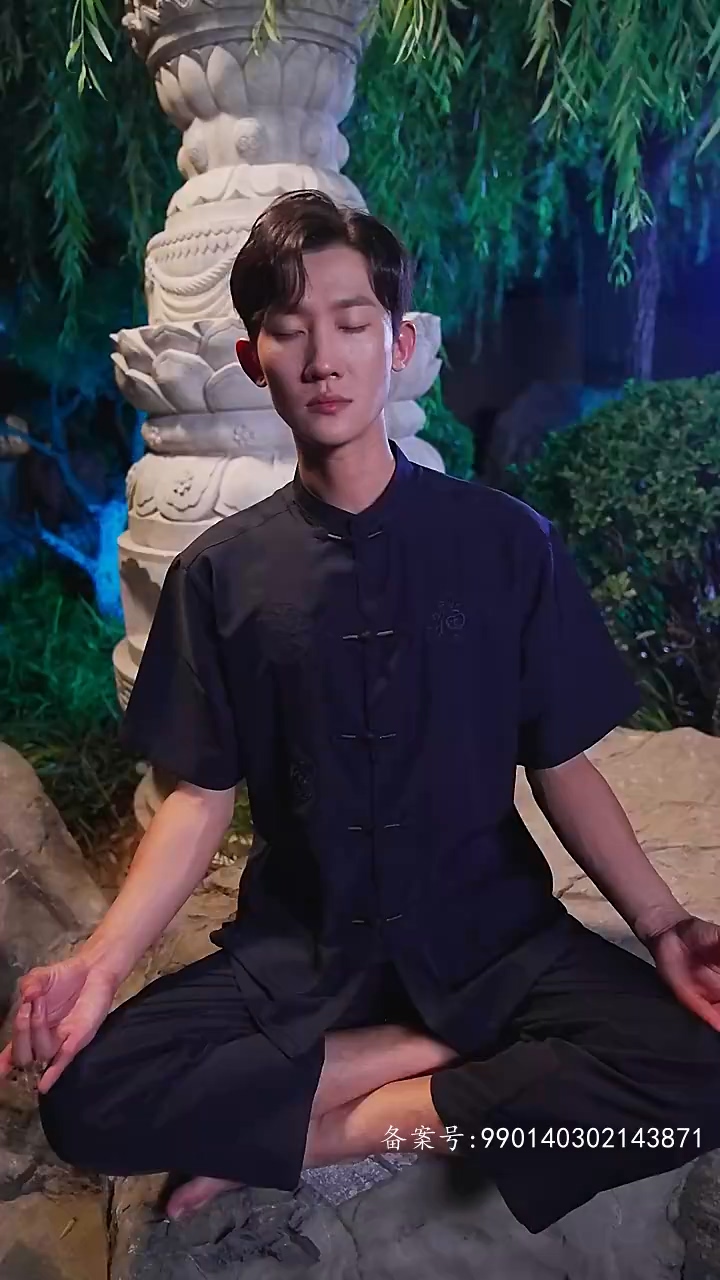 我的六个绝色师姐海报