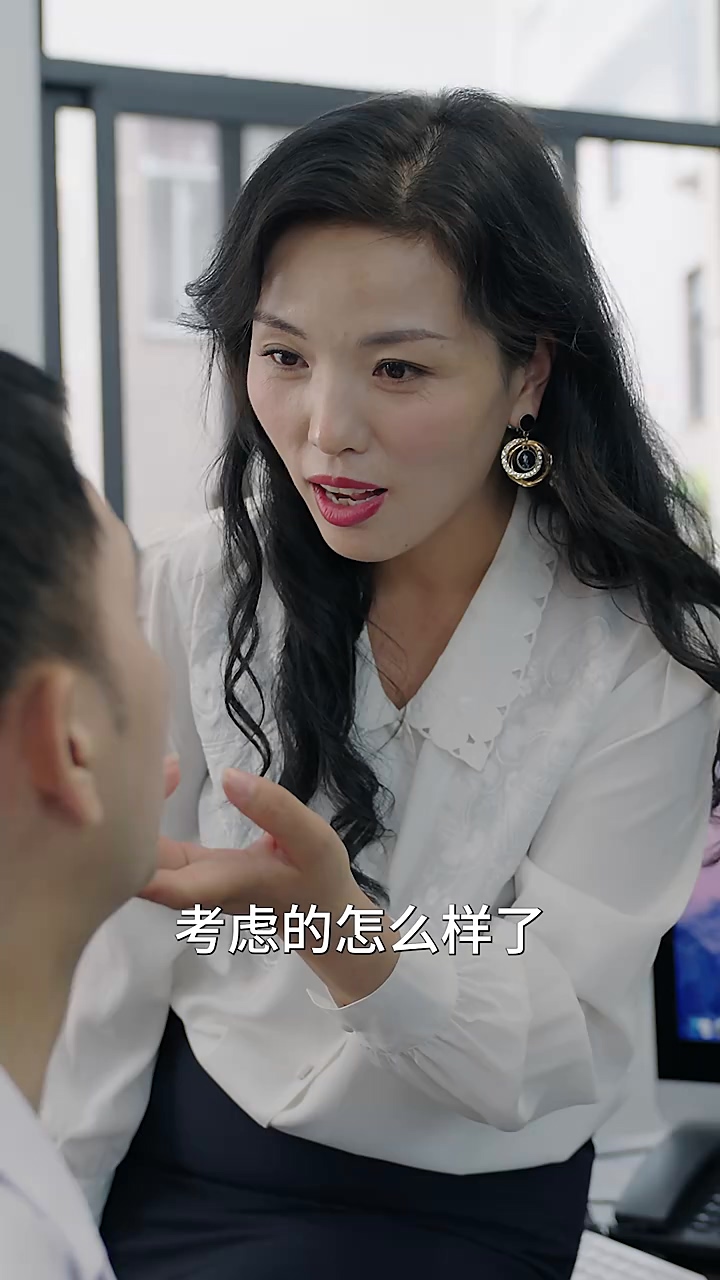 真假皇帝海报