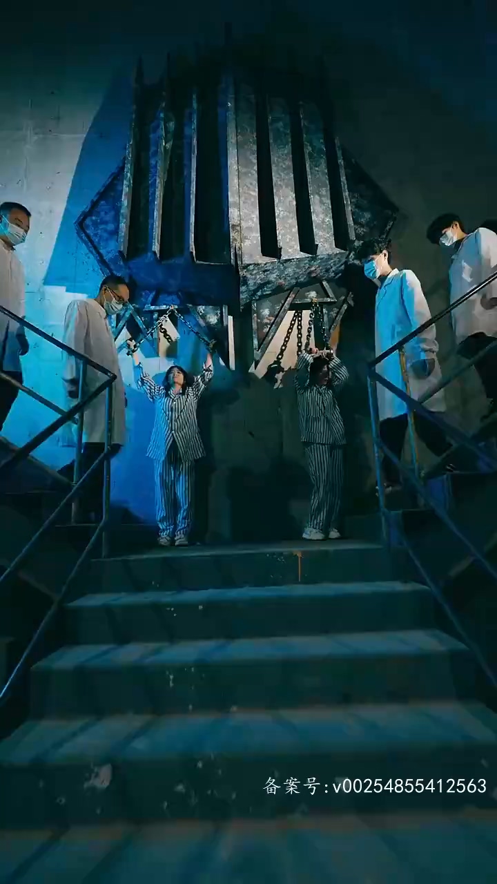 重生五年前我步步为营海报