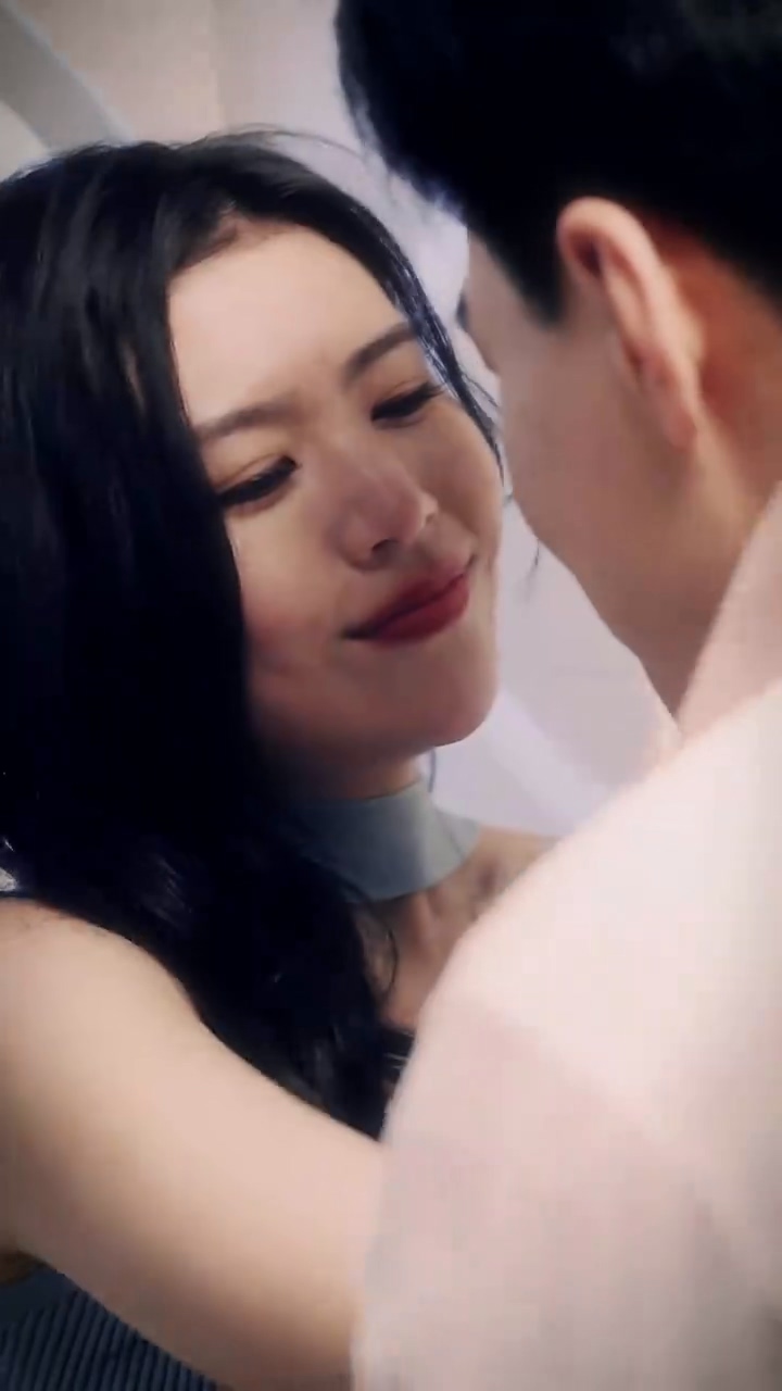 神秘的妻子海报